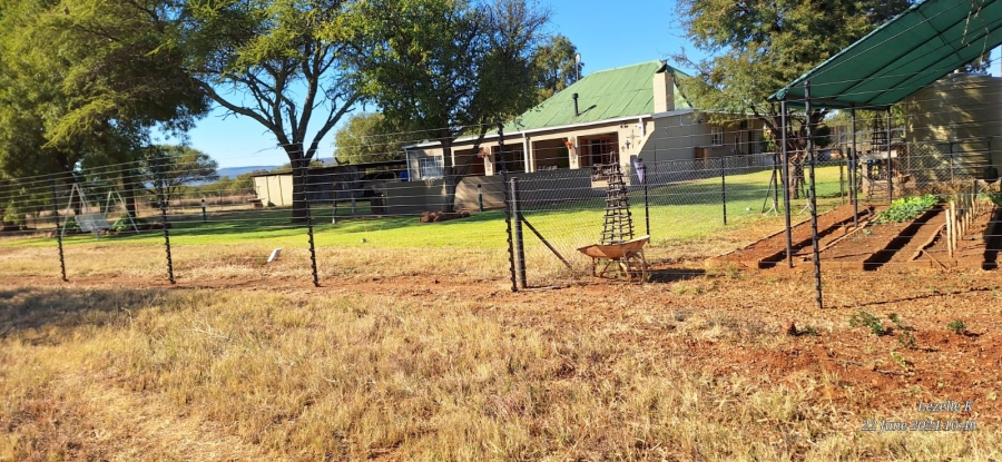 8 Bedroom Property for Sale in Swartruggens North West